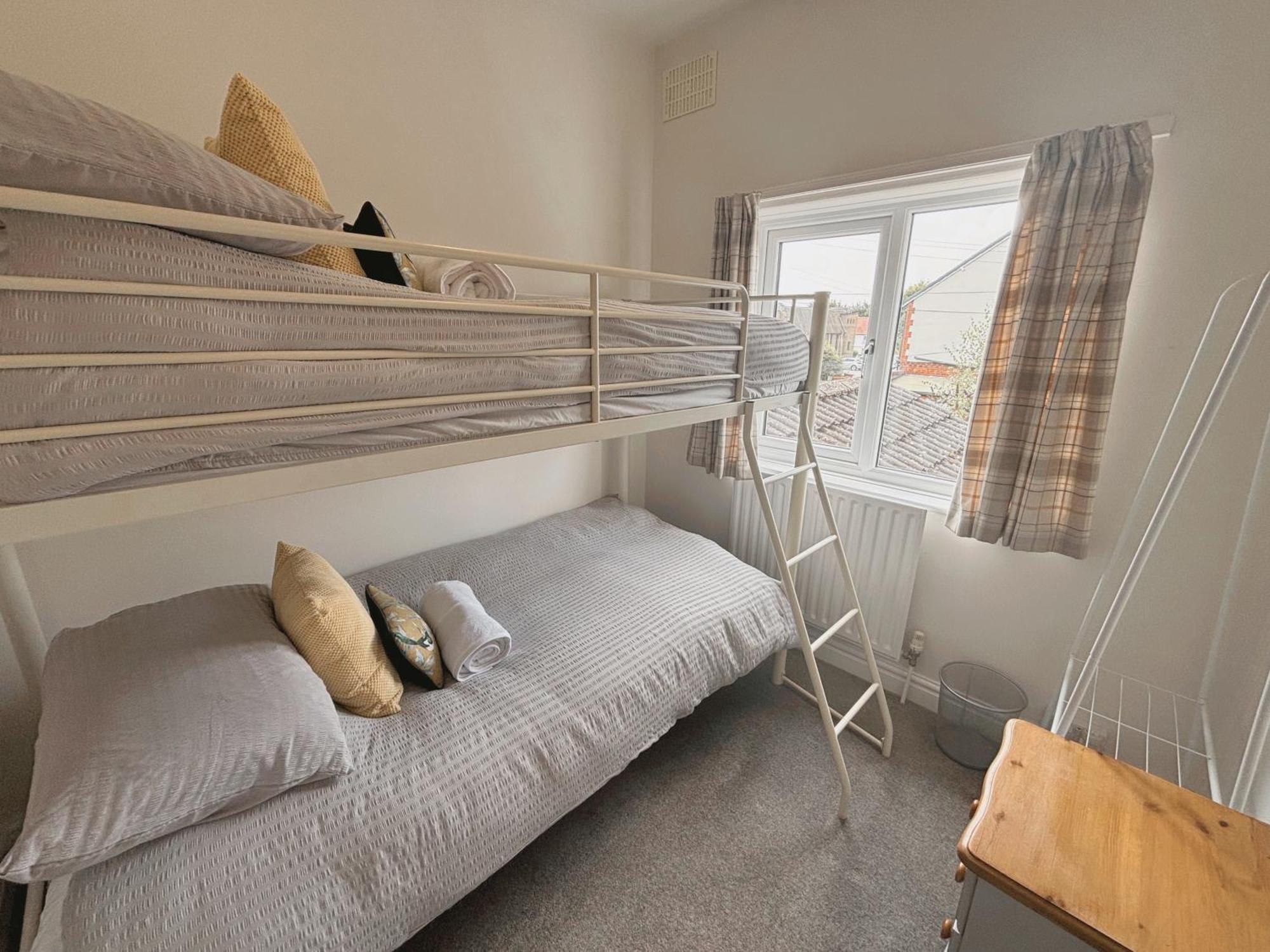 Number Seven Hornsea Pet Friendly Holiday Home Exterior photo